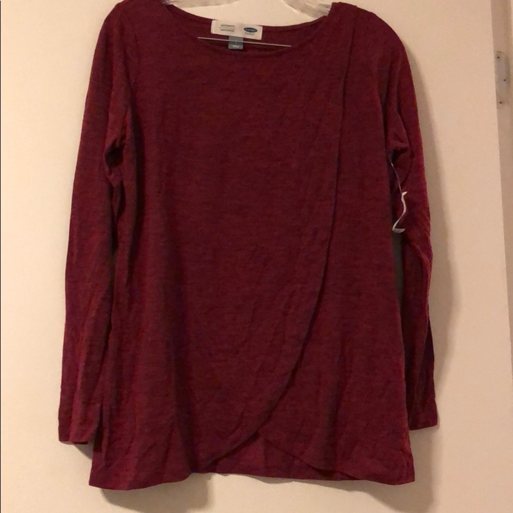 Brand new Old Navy Maternity/Nursing Shirt